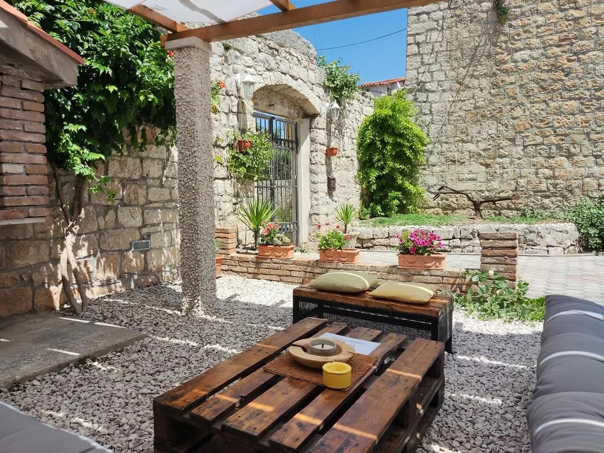 ****  Guest House Klaudija Trogir Croatia