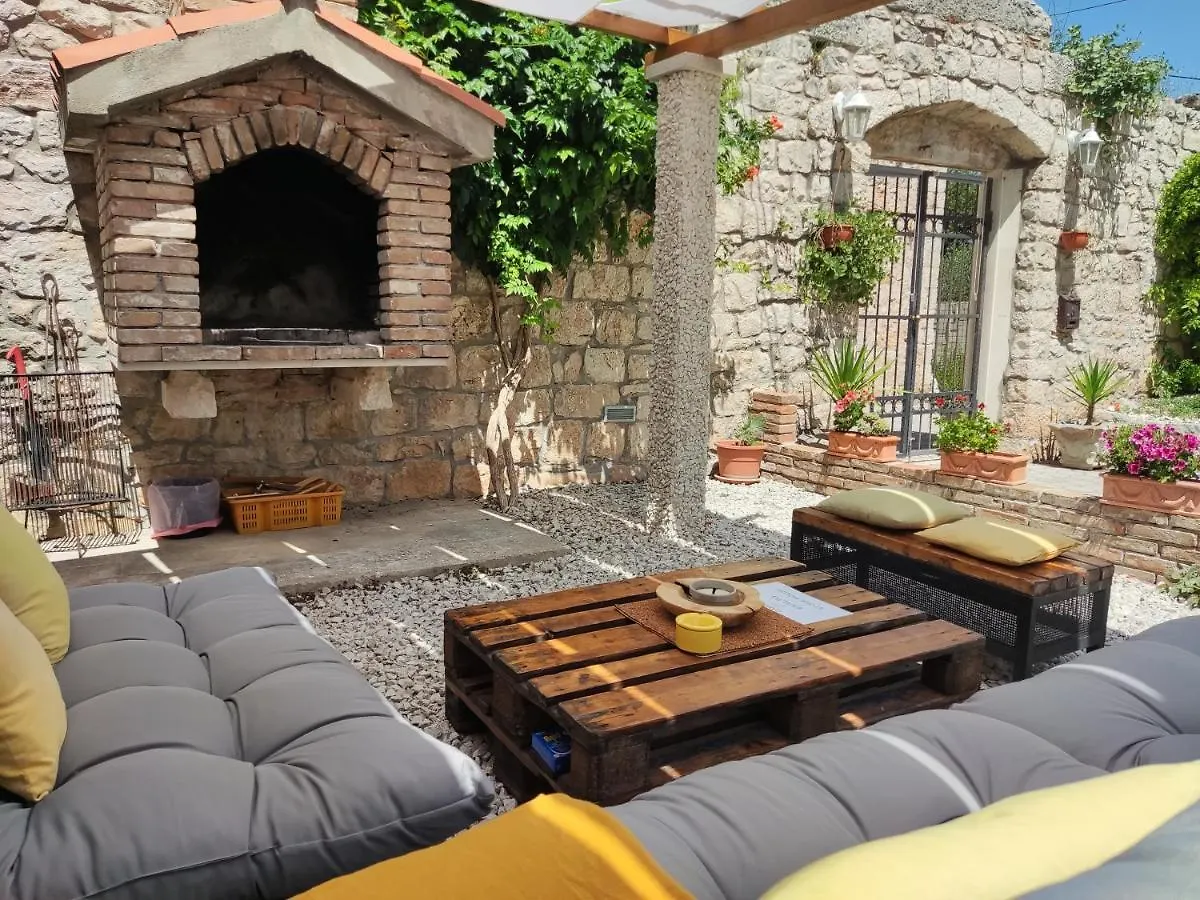 Guest House Klaudija Trogir