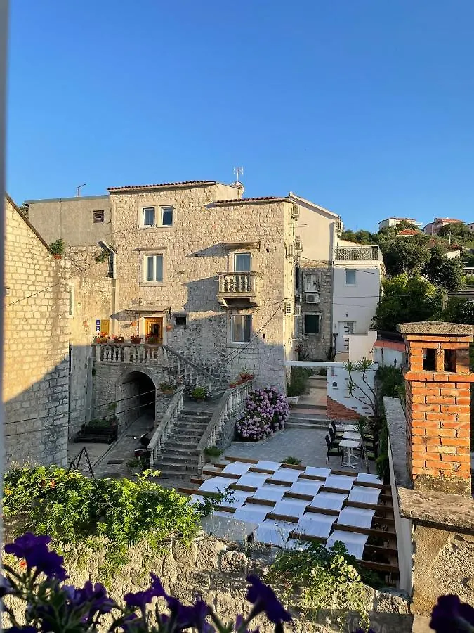 Guest House Klaudija Trogir